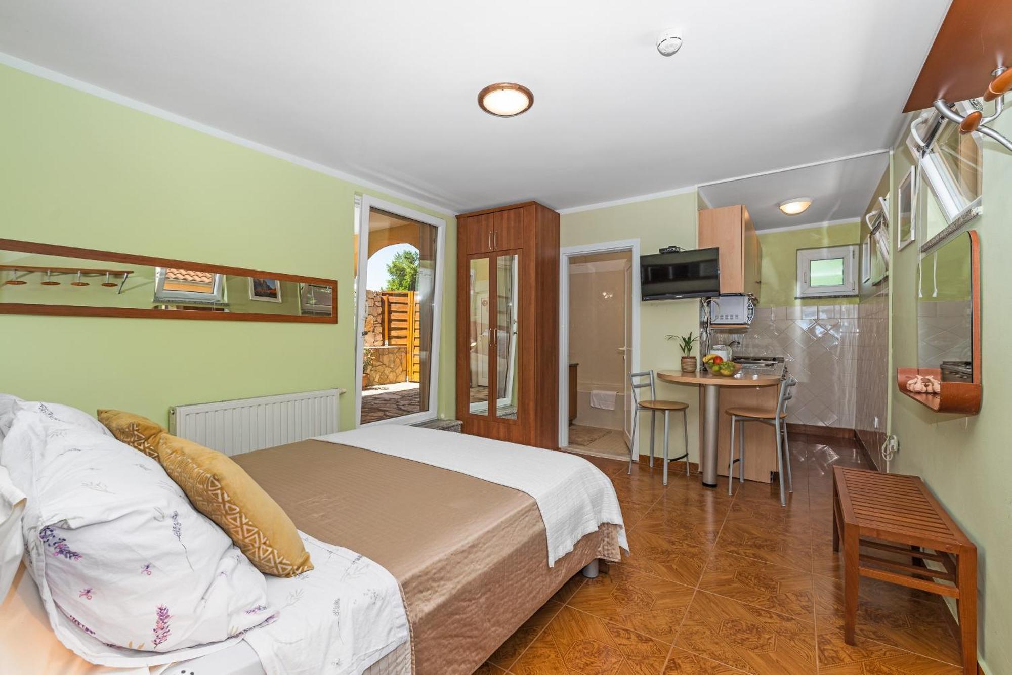 Apartment Kaya