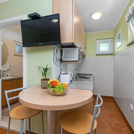 Beach Apartments Villa Kaya Sukosan Room photo