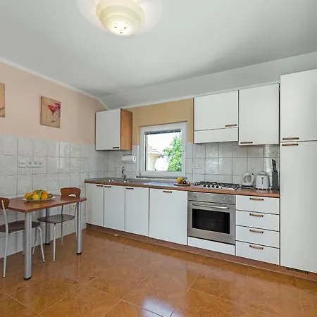 Beach Apartments Villa Kaya Sukosan Room photo