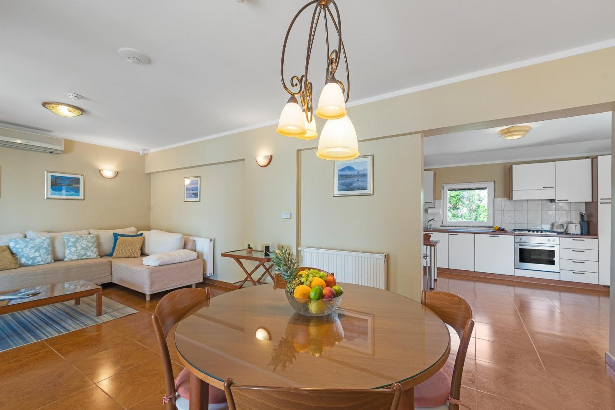 Kaya Apartment